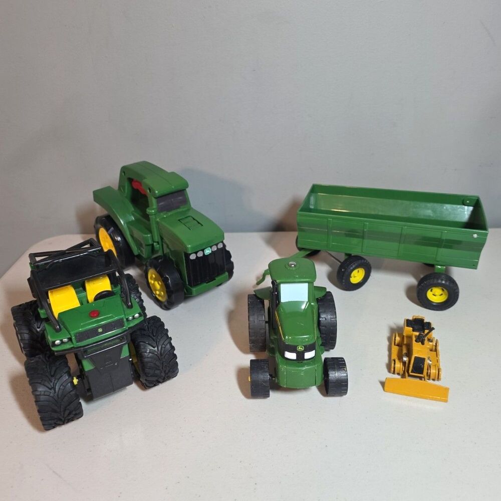 John Deere Toy Lot Tractor Dump Trailer, Truck (5) pieces